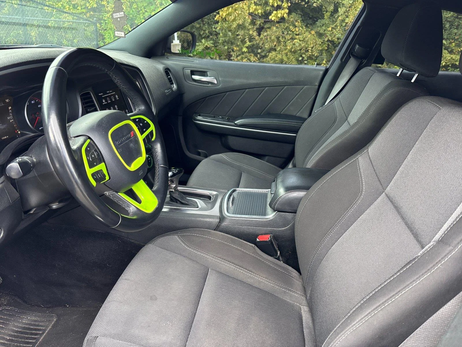 Used 2019 Granite Pearlcoat Dodge SXT image 14
