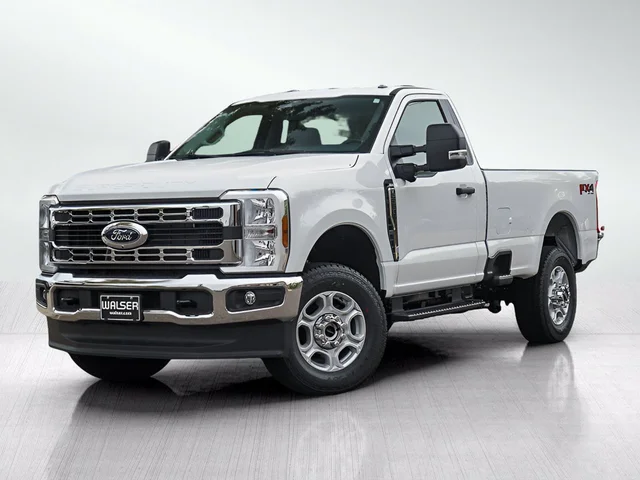 2026 Ford Super Duty F-350® XLT