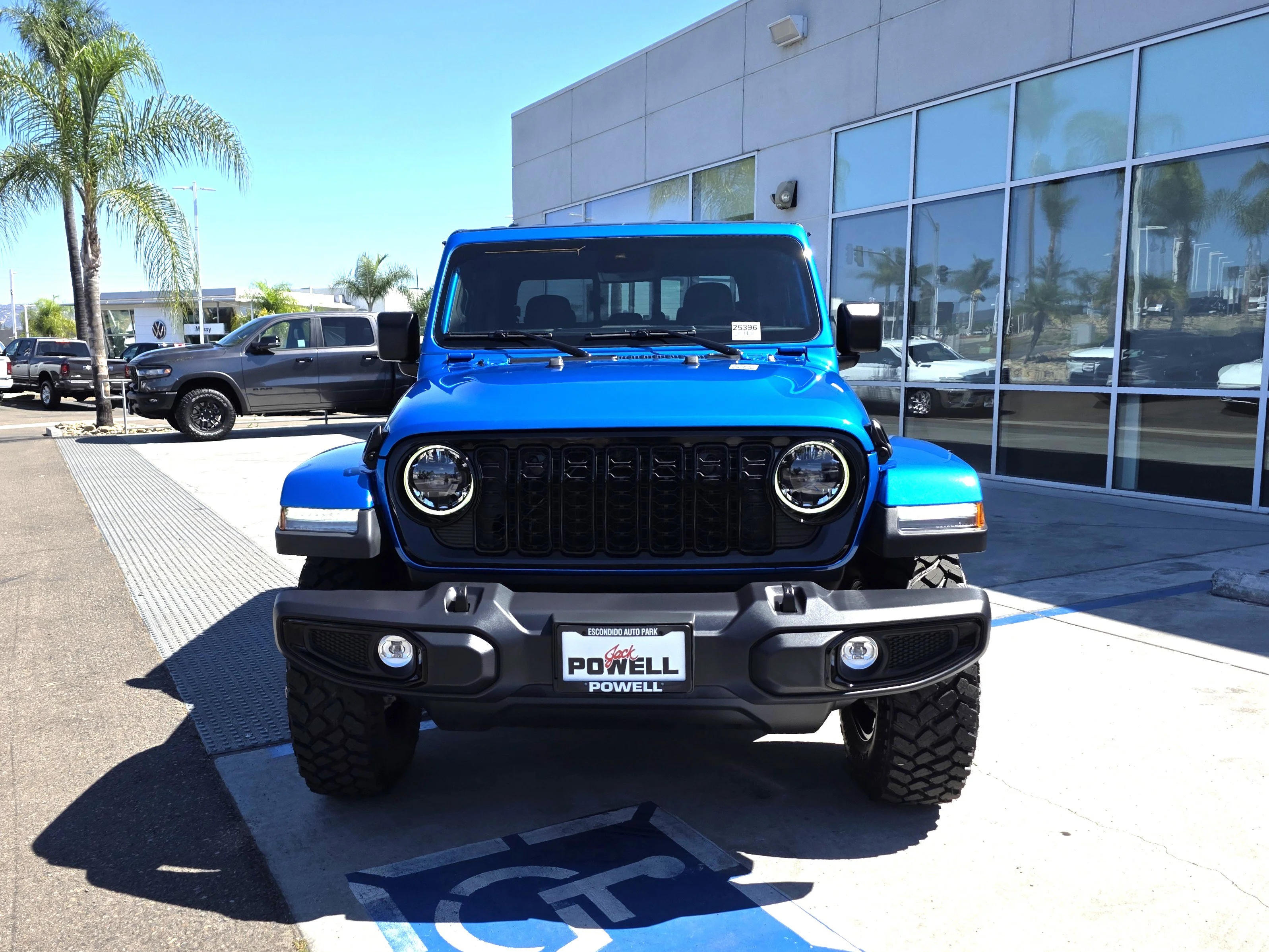 2025 Jeep Gladiator Willys - Photo 7