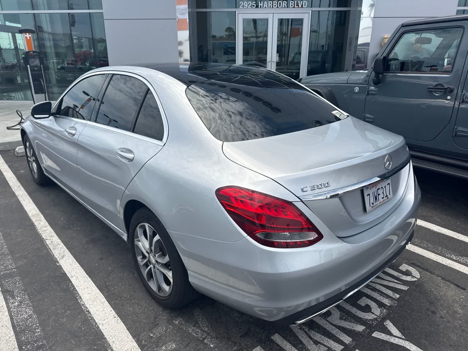 Used 2015 Iridium Silver Metallic Mercedes-Benz C 300 image 2
