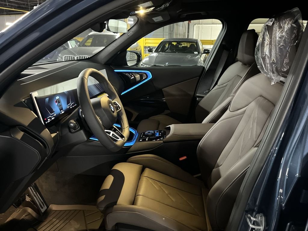 New 2026 Blue Metallic BMW 30 xDrive image 11