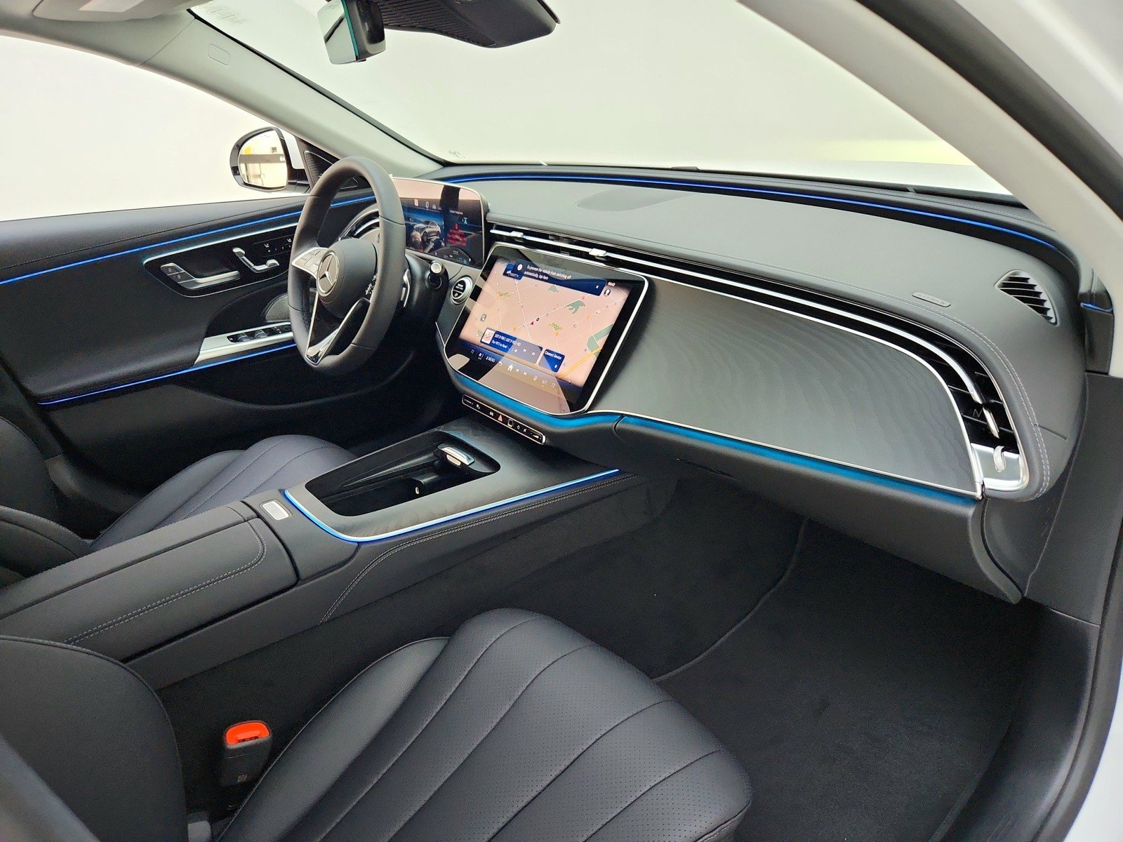 New 2026 Polar White Mercedes-Benz E 350 RWD Sedan image 19