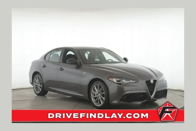 2024 Alfa Romeo Giulia Ti AWD's photo
