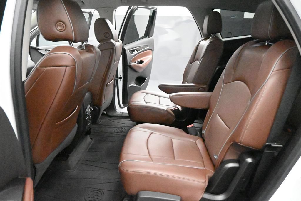 Used 2019 Includes Satin Nickel lower exterior accent color.) Buick Avenir image 18