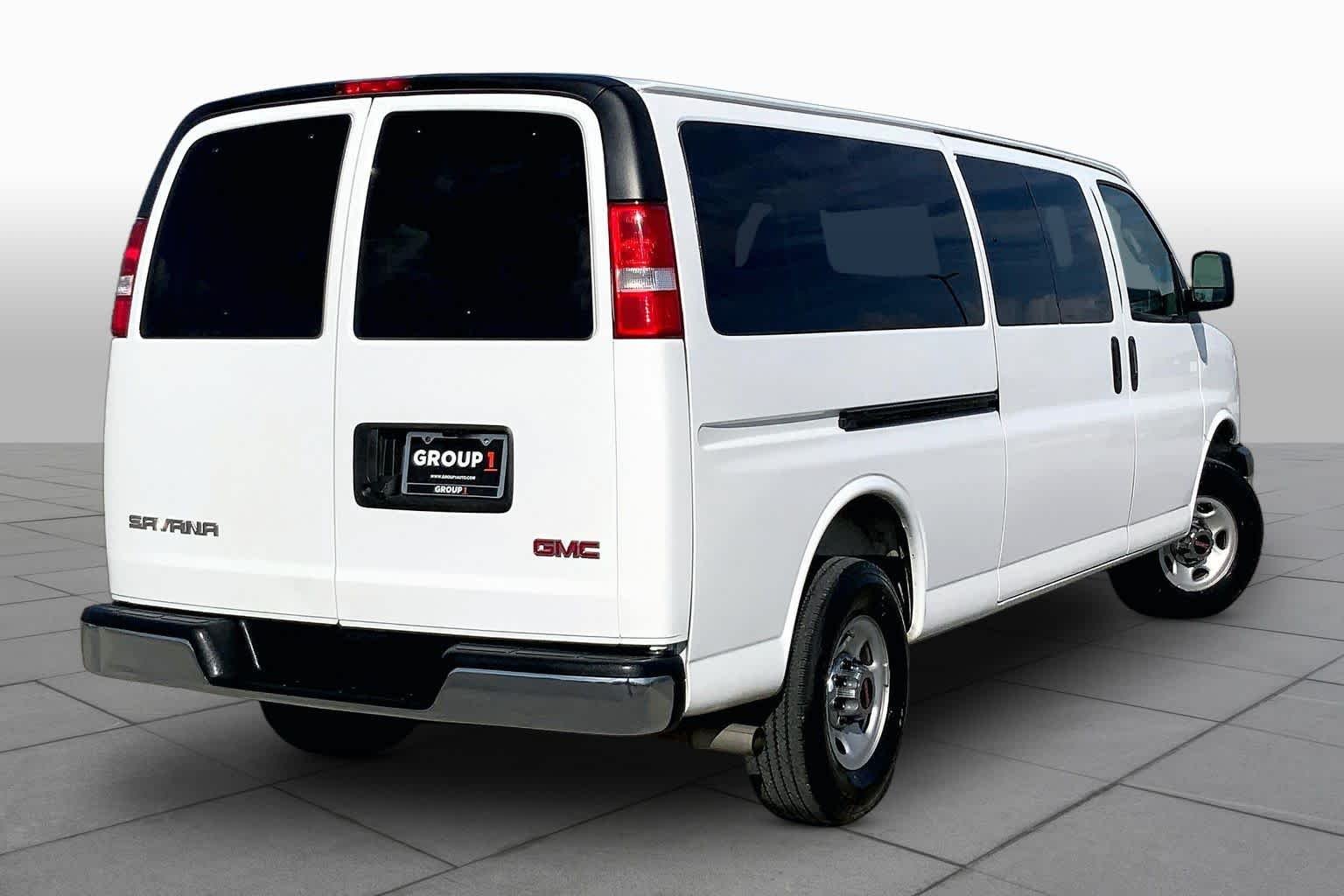 Used 2025 Summit White GMC LT image 13