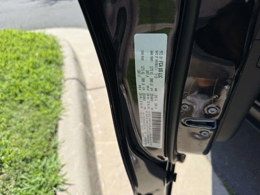 Used 2019 Black Jeep Limited image 36