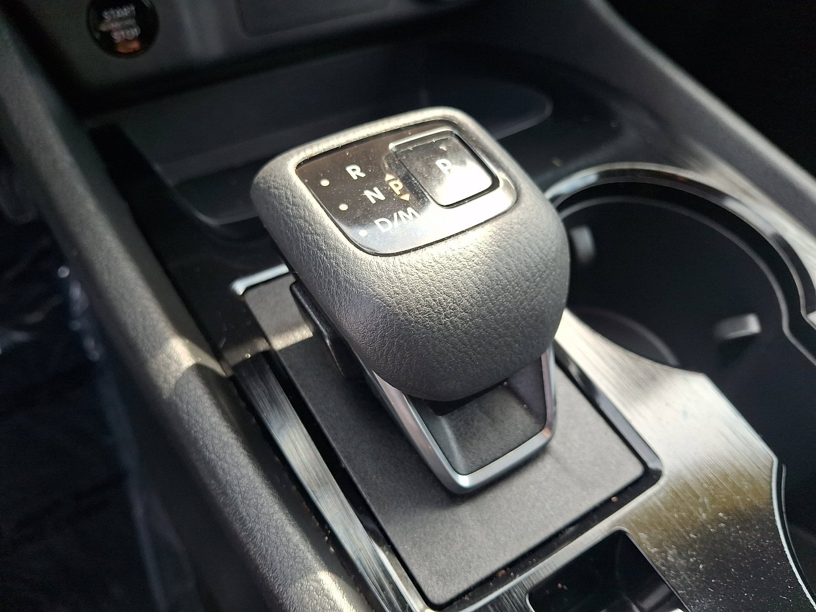 Certified Used 2024 Glacier White Nissan S image 14