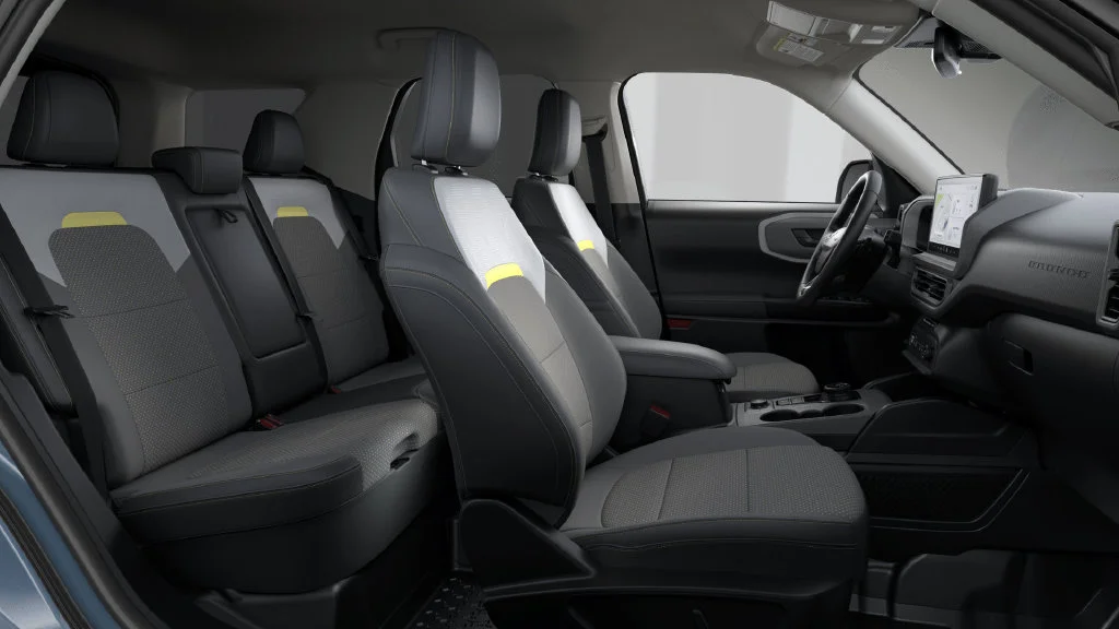 New 2026 Azure Gray Metallic Tri-Coat Ford Badlands® image 6