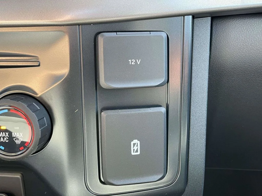 New 2026 Oxford White Ford XL image 21
