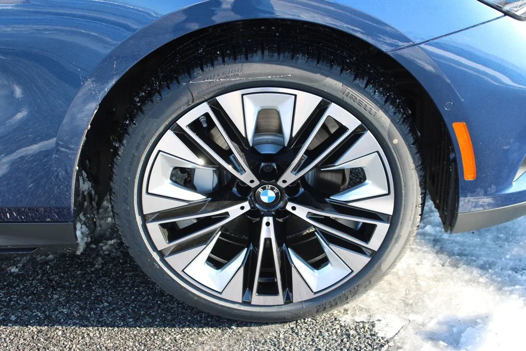 2026 BMW 5 Series 530i - Photo 36