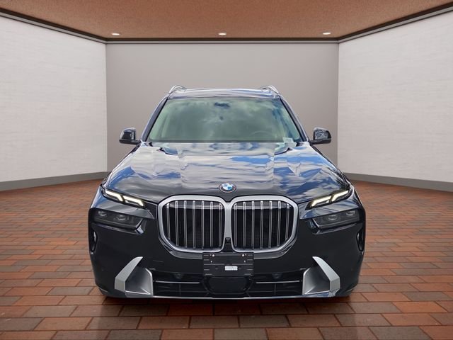 Used 2026 Black Sapphire Metallic BMW xDrive40i image 33