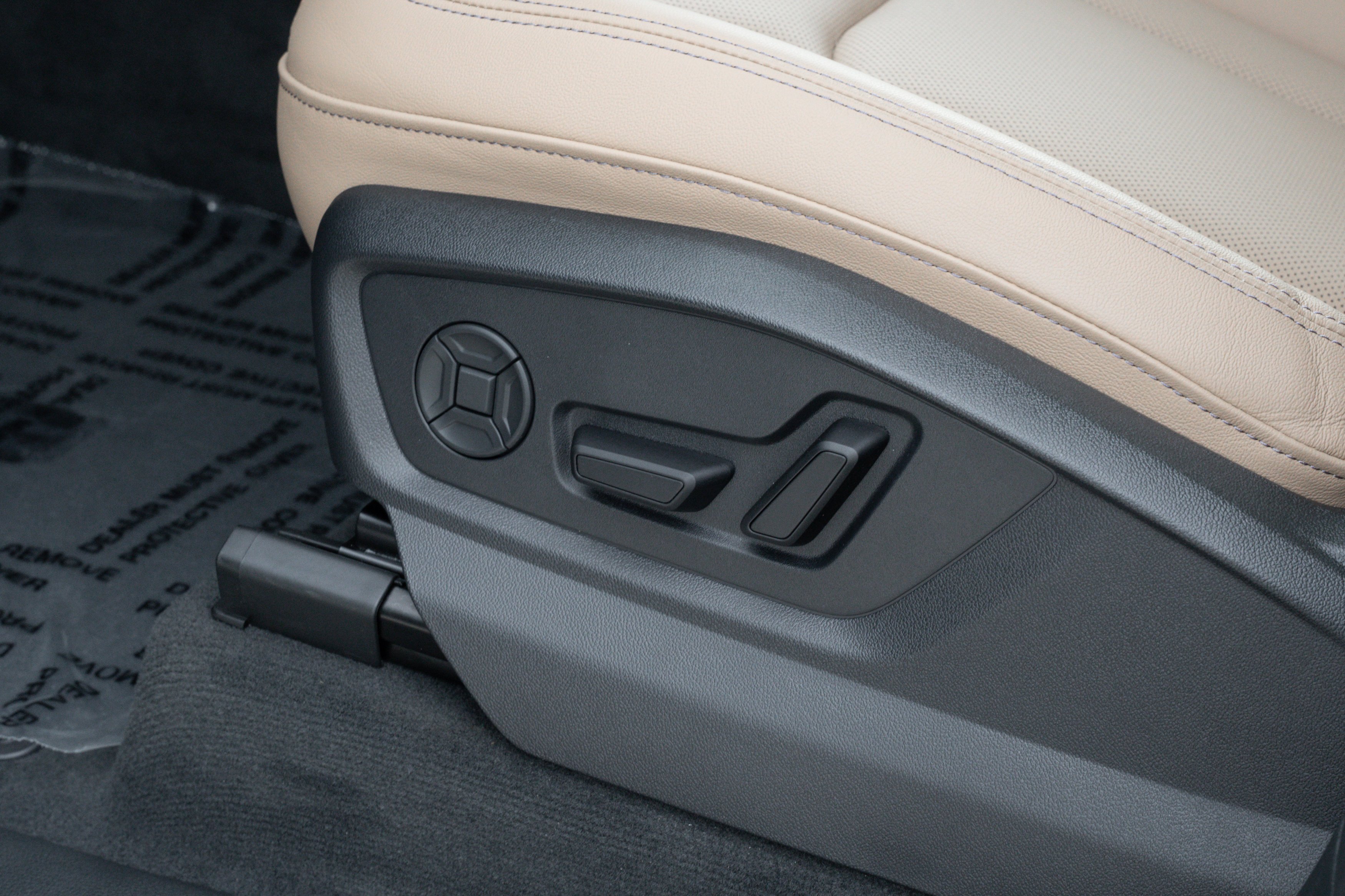 2025 Audi Q7 Premium Plus - Photo 22