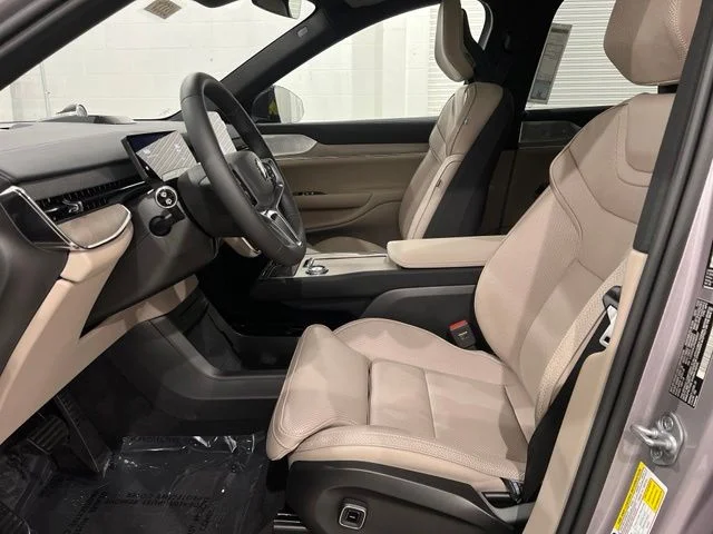 New 2026 Blue Volvo Twin Motor Performance Ultra image 9