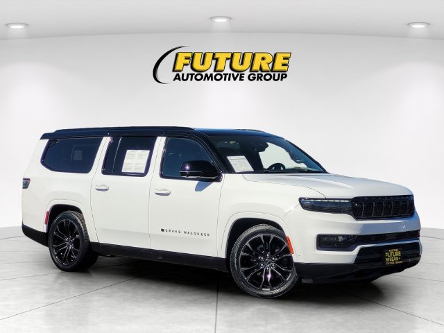 Used 2024 White Jeep Series II image 1