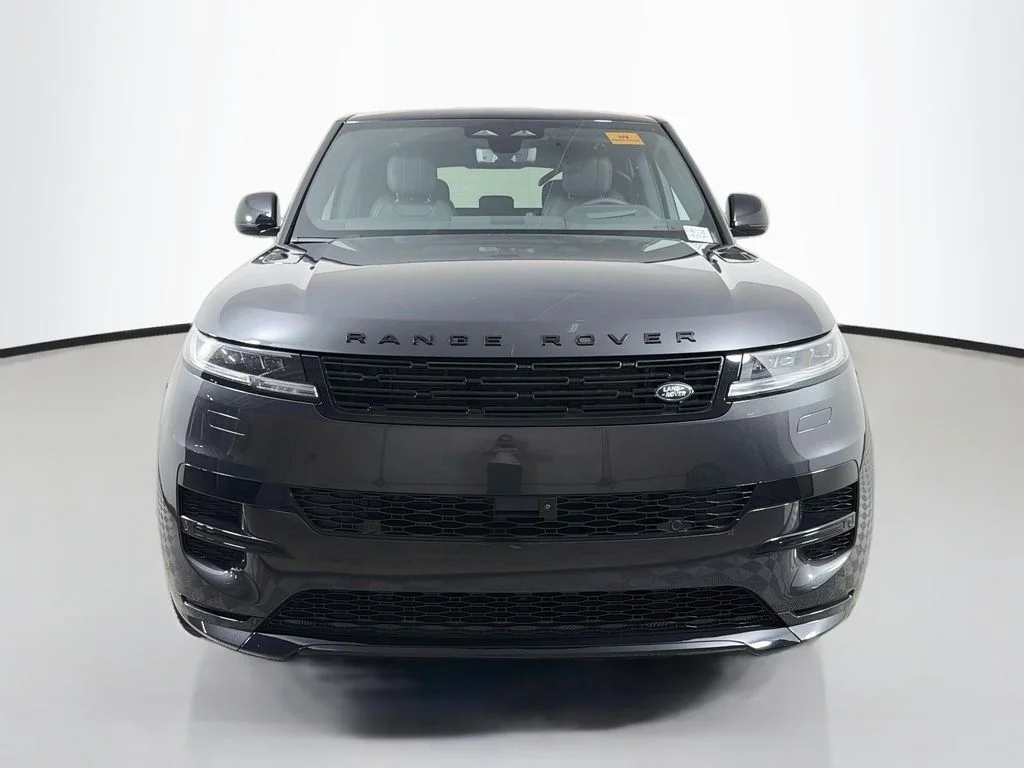 New 2027 Carpathian Grey Prem Met Land Rover Dynamic SE image 2