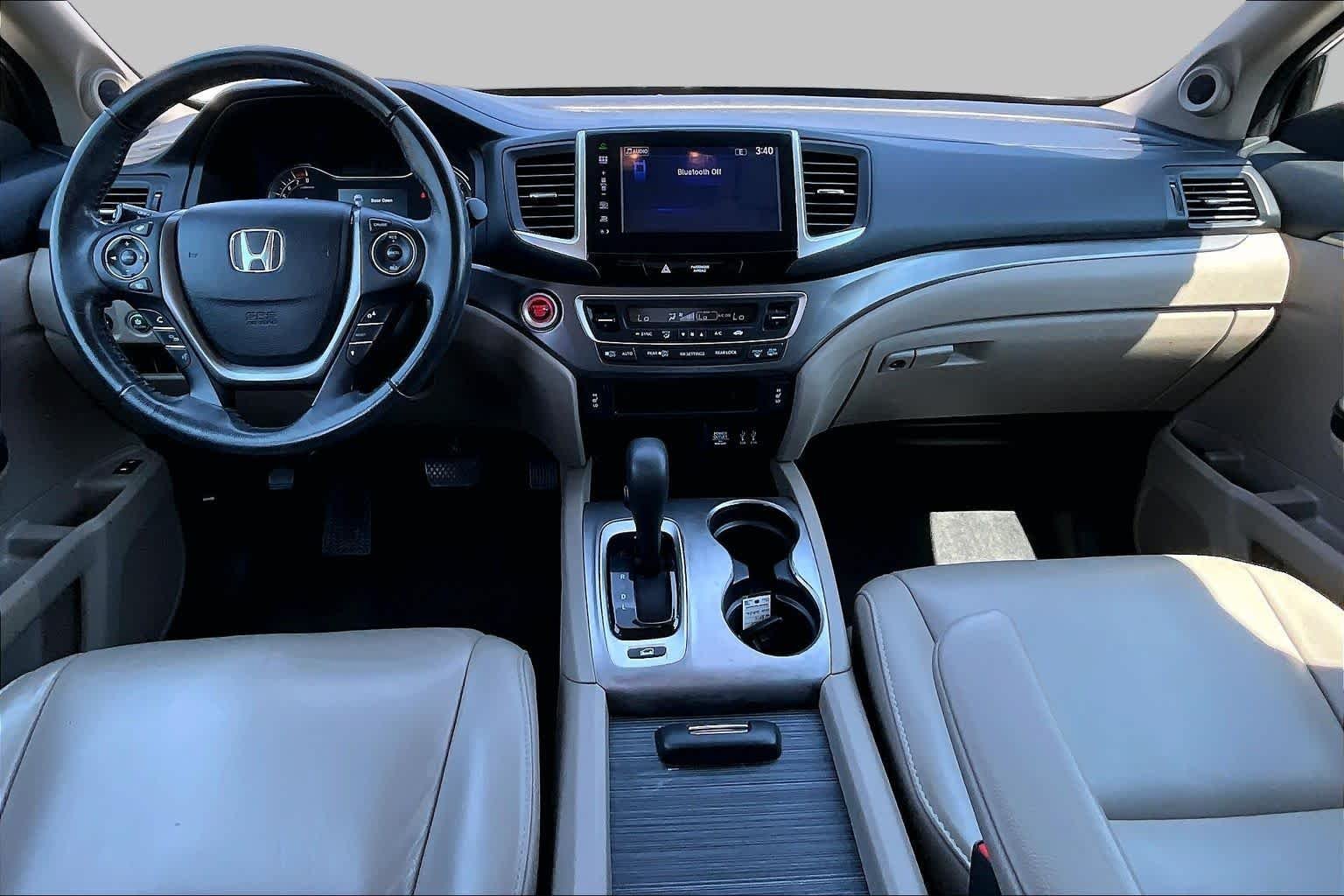 Used 2016 White Diamond Pearl Honda EX-L image 16