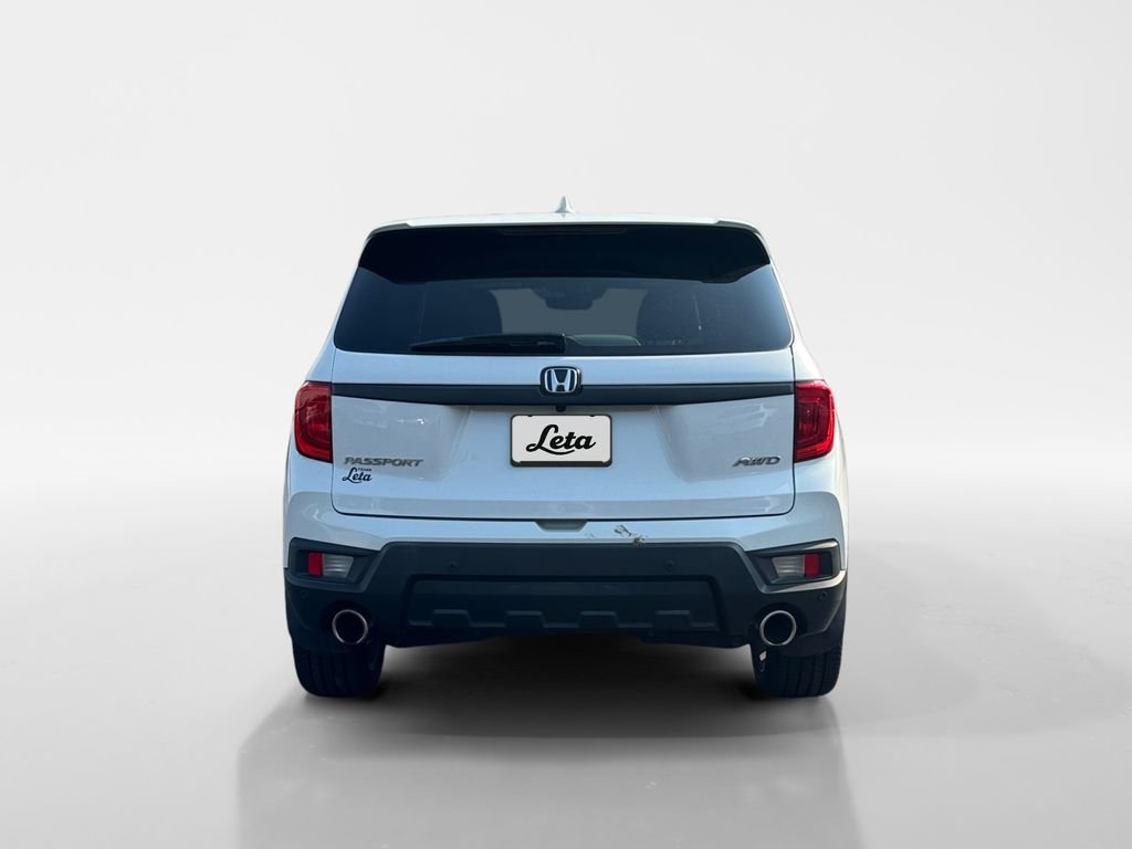 Used 2023 Platinum White Pearl Honda EX-L image 5