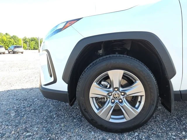 Used 2023 White Toyota XLE image 14