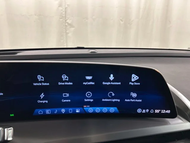 2027 Cadillac VISTIQ Luxury - Photo 11