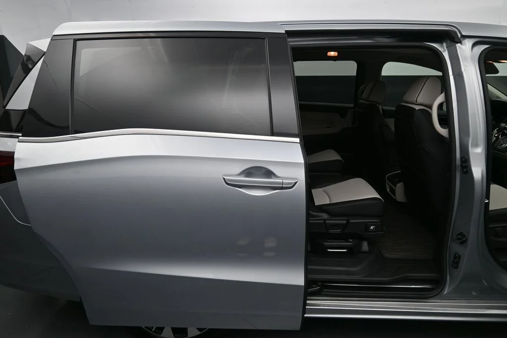 New 2026 Solar Silver Metallic Honda Elite image 12