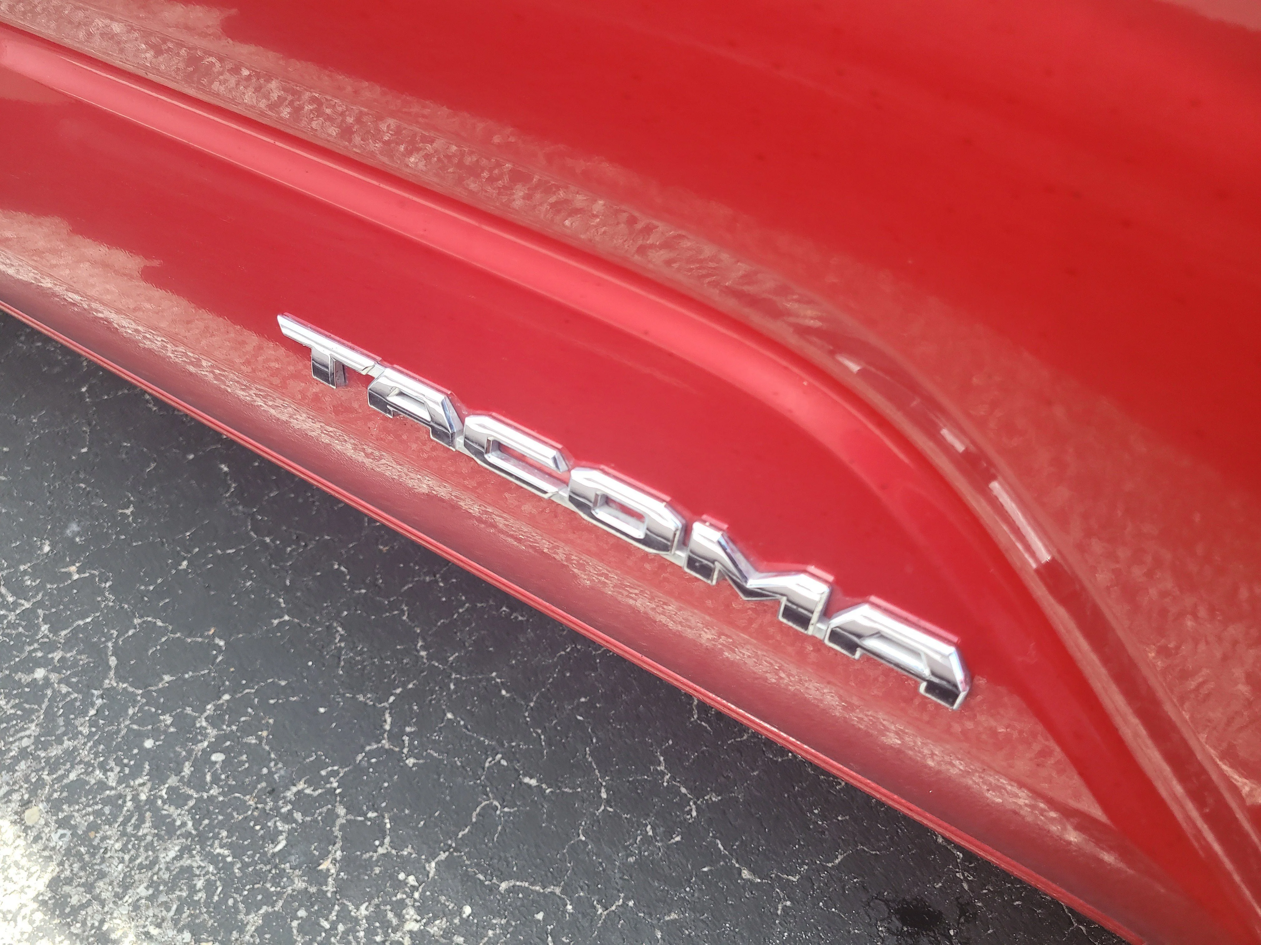 Used 2025 Supersonic Red Toyota SR5 image 8