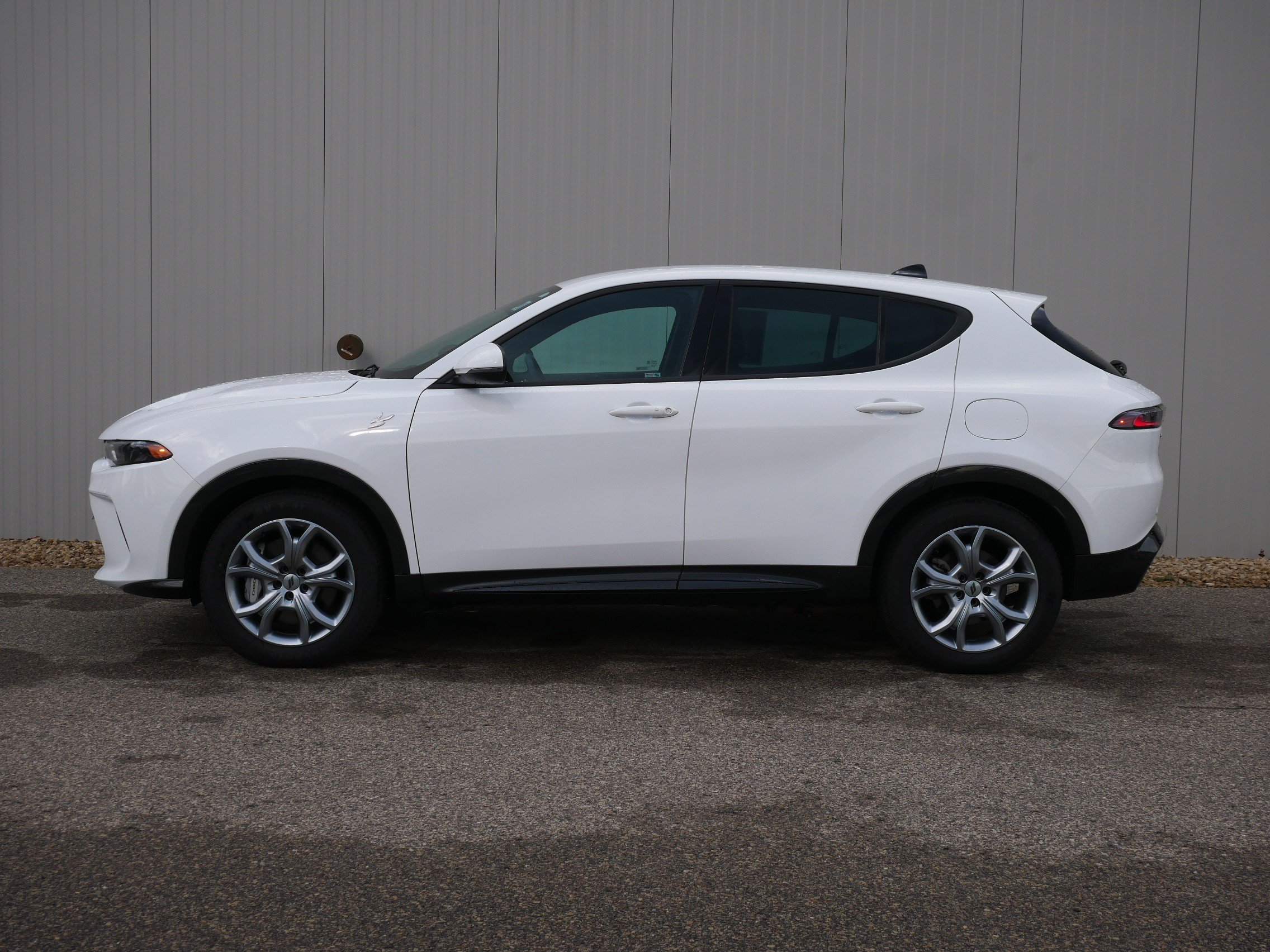 Used 2024 Dodge Hornet R/T with VIN ZACPDFCW1R3A28250 for sale in Hastings, Minnesota