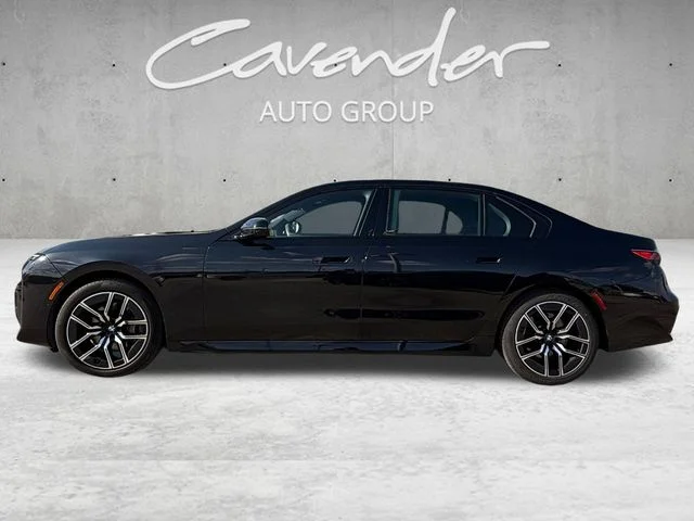 Used 2025 Black BMW 740i image 13