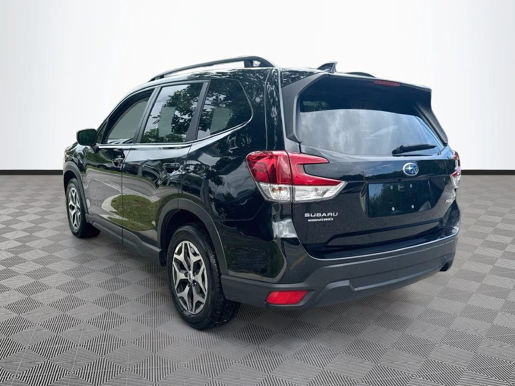 Used 2023 Black Subaru Premium image 8