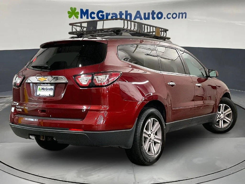 Used 2017 Red Chevrolet 2LT image 16
