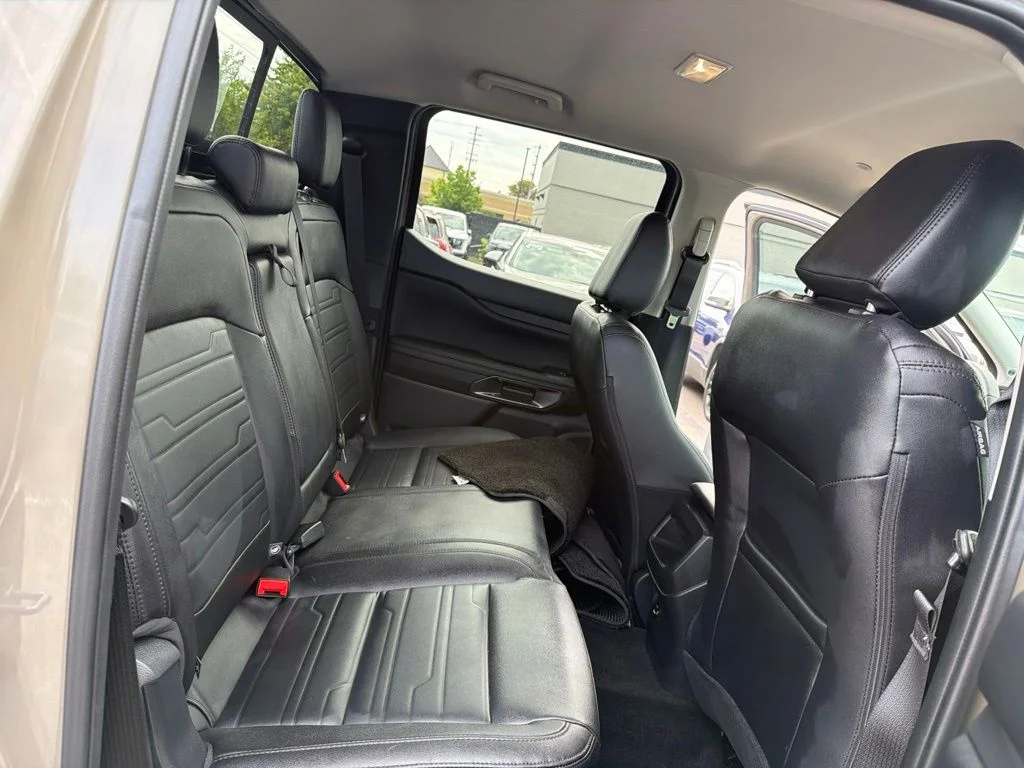 Used 2025 Gray Ford Lariat image 21