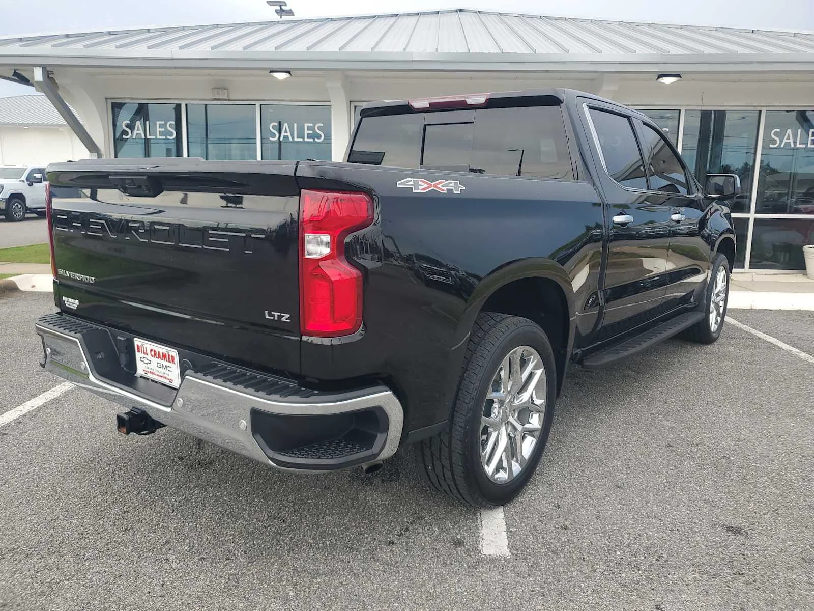 Used 2023 BLACK Chevrolet LTZ image 8
