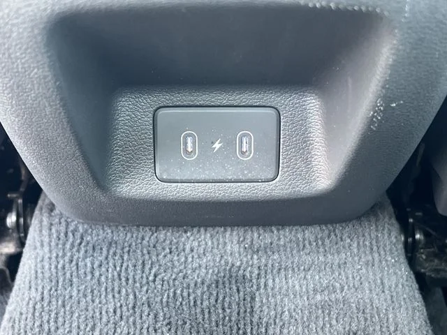 Used 2025 Silver Hyundai SEL image 37