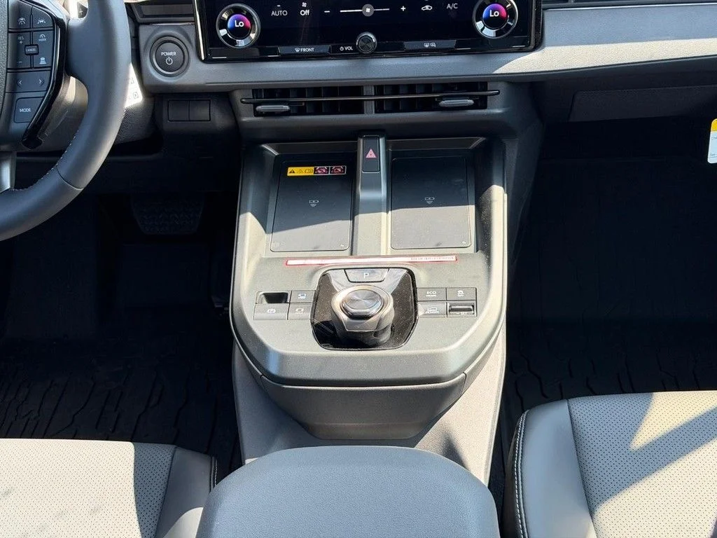 2026 Toyota bZ Woodland Woodland Premium - Photo 9