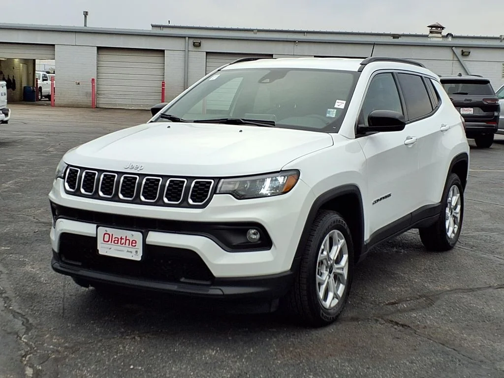 Certified 2025 Jeep Compass Latitude with VIN 3C4NJDBN7ST595728 for sale in Kansas City