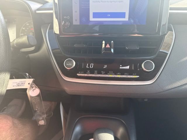Used 2025  Toyota LE image 35