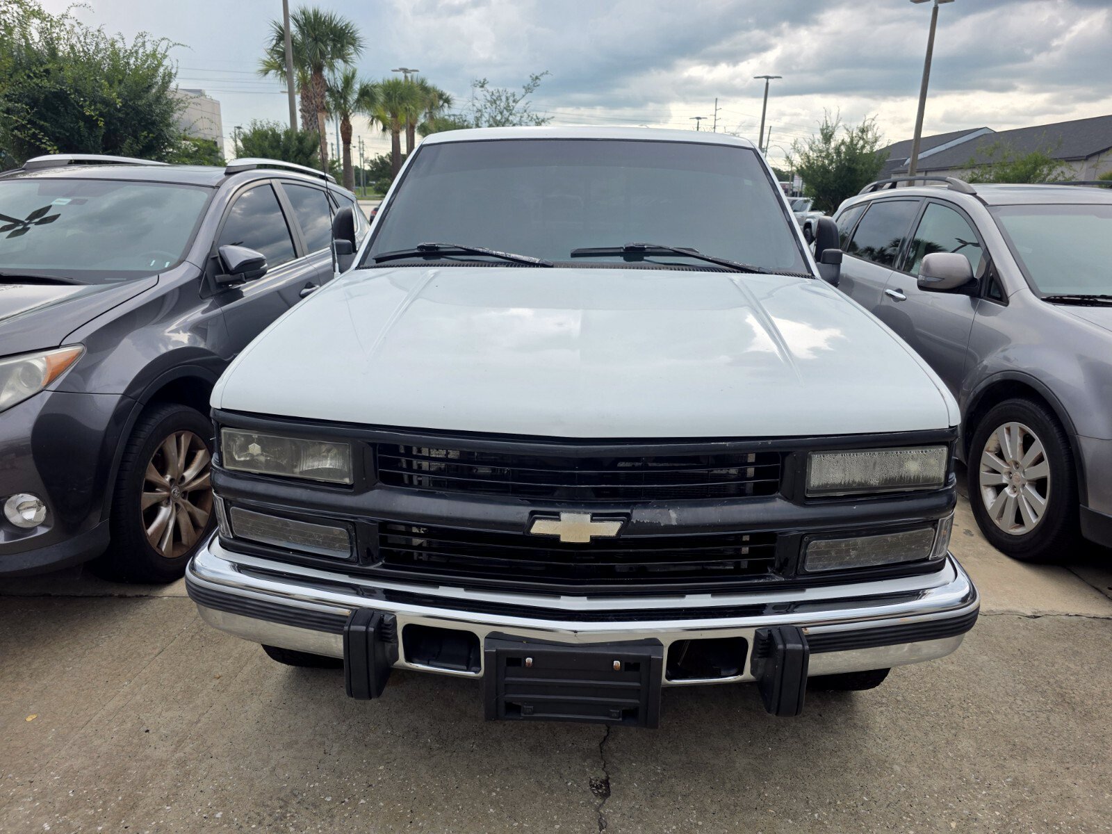 Used 1996 Blue Chevrolet Cheyenne image 1