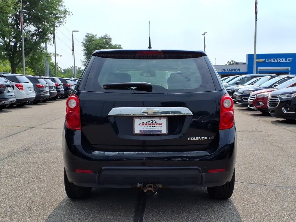 Used 2010 Black Chevrolet LS image 5