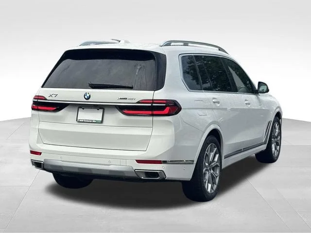 New 2027 Alpine White BMW xDrive40i image 4
