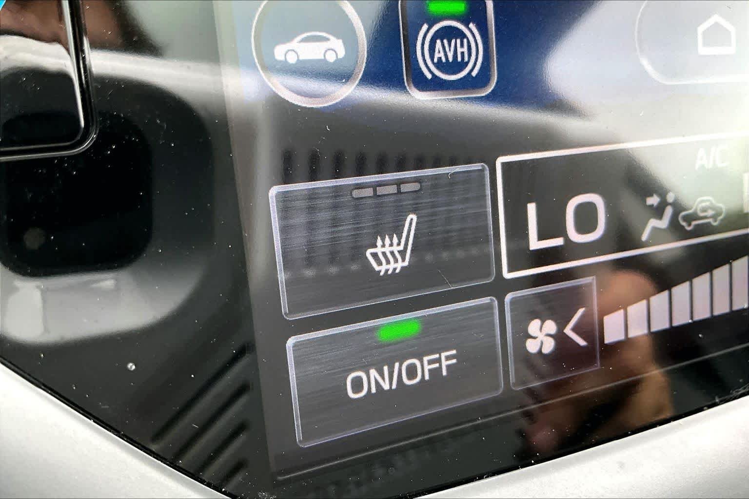 Used 2023 Magnetite Gray Metallic Subaru Onyx Edition image 33