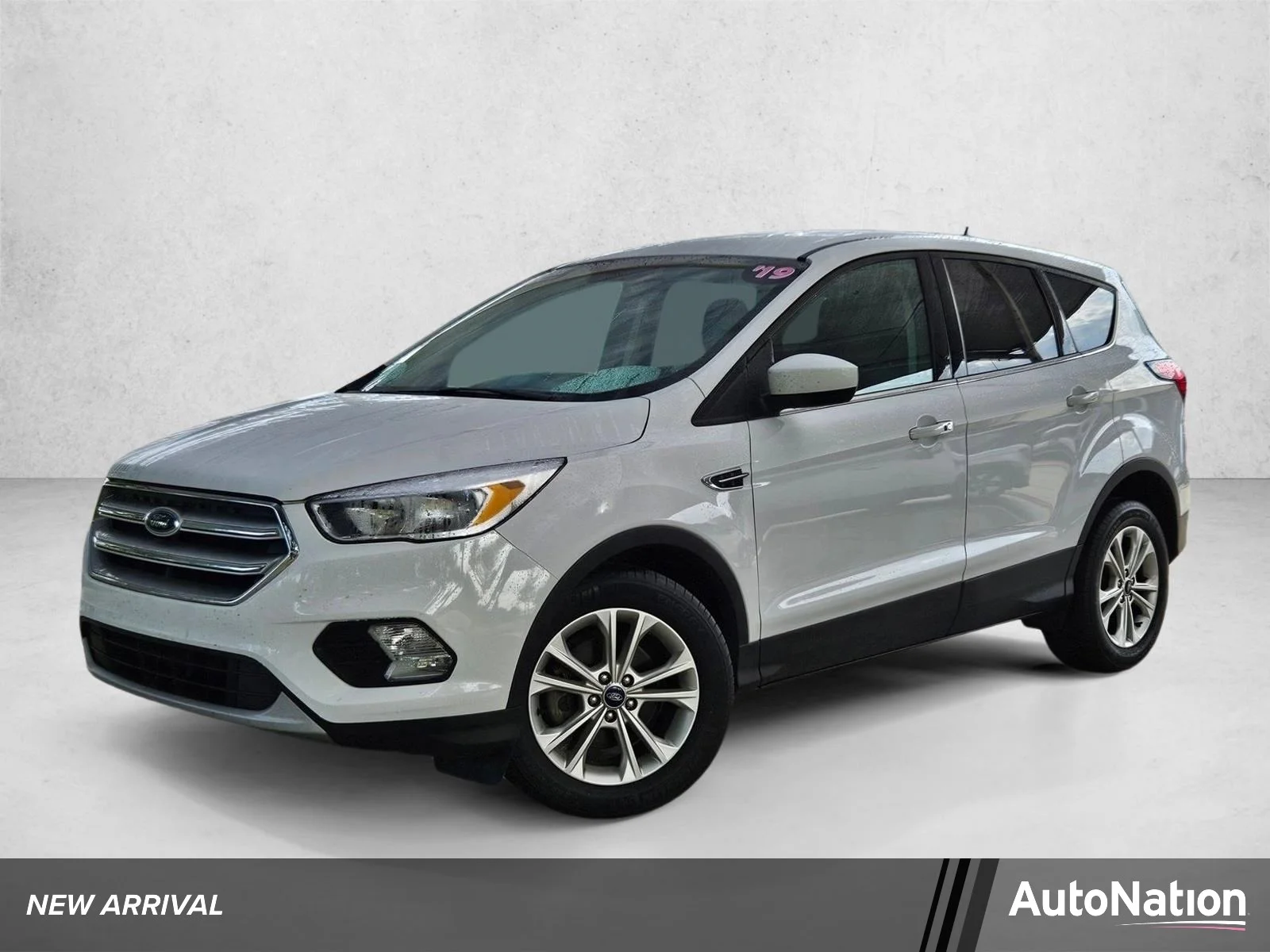 2019 Ford Escape SE's photo