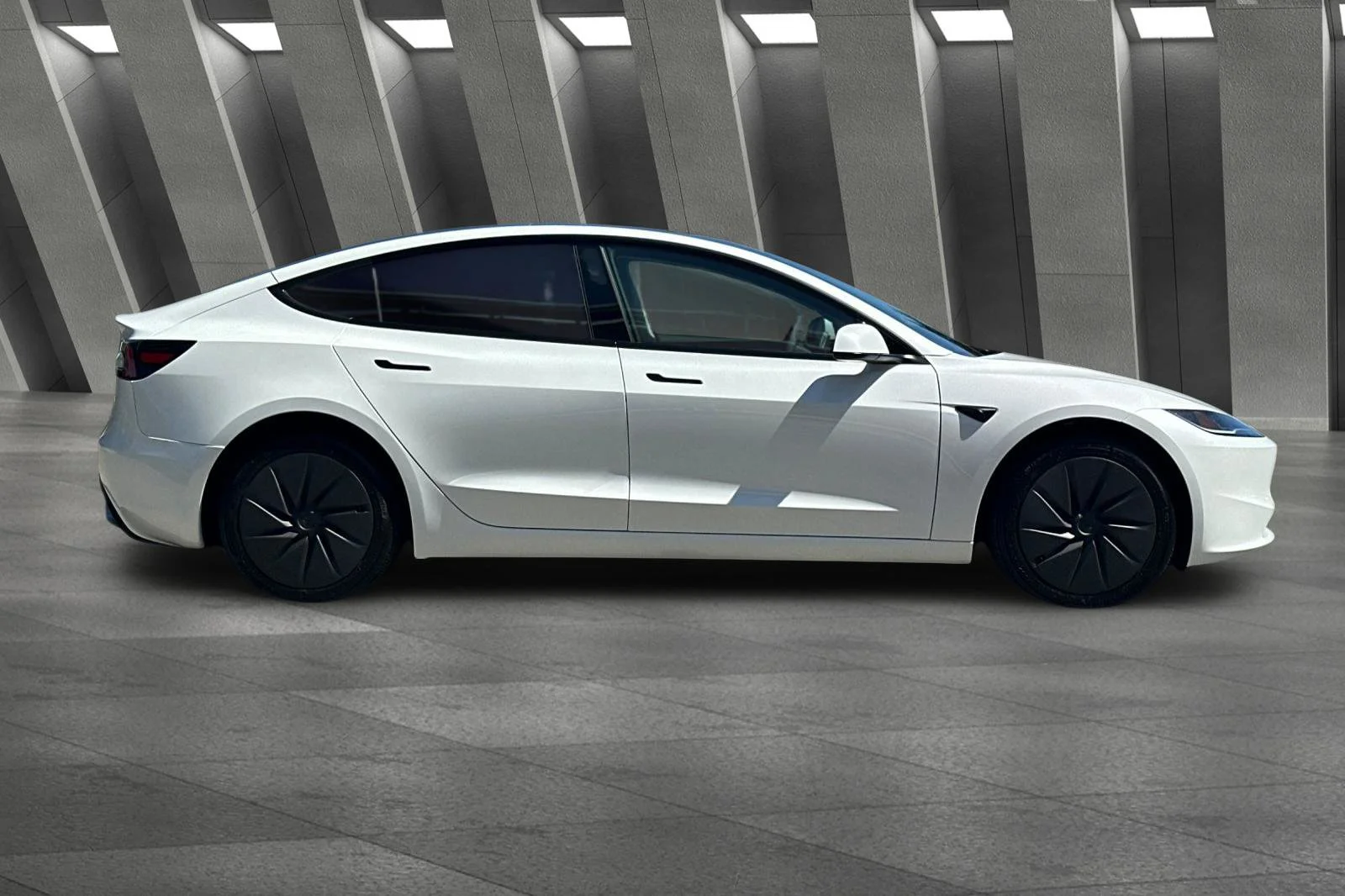 Used 2025 White Tesla Standard image 12