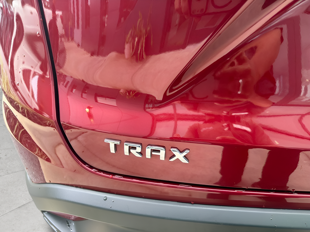 Used 2025 Red Chevrolet LS image 43