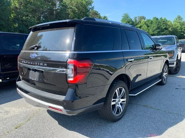 Used 2023 Agate Black Metallic Ford Limited image 6