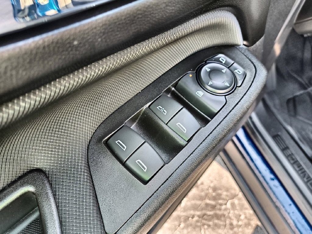 Used 2022 Blue Chevrolet RS image 13