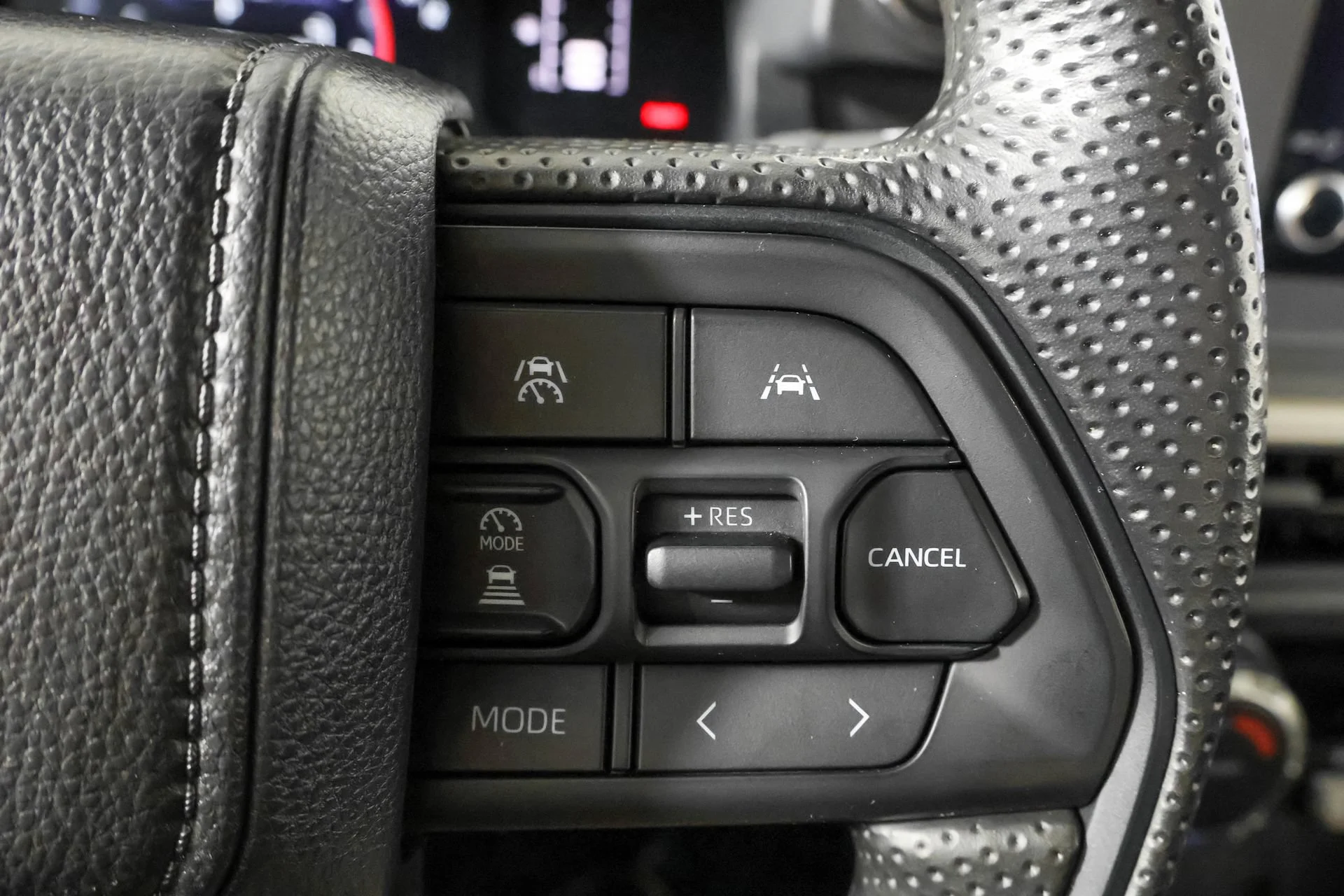 Used 2024 White Toyota SR image 28