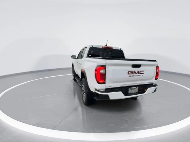 Used 2024 White GMC Denali image 6