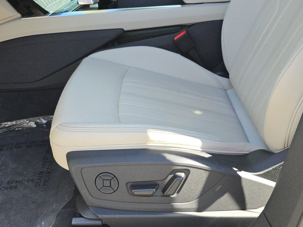 Used 2024 White Audi Premium Plus image 20