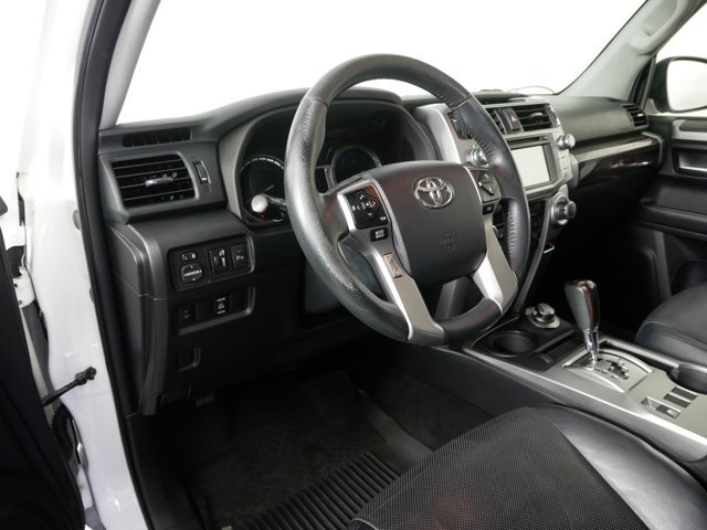 Used 2014 Blizzard Pearl Toyota Limited image 10