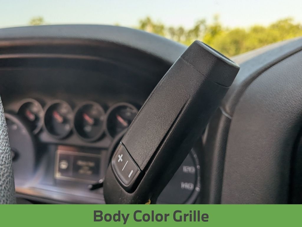 Used 2020 White Chevrolet Custom image 32