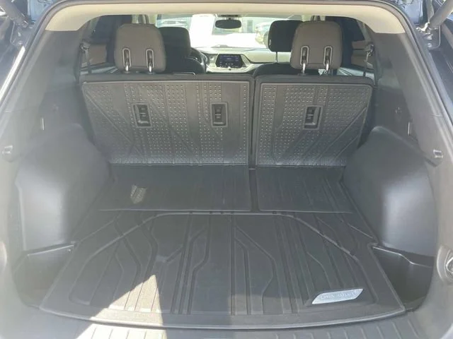 Used 2020 BLACK Chevrolet LT image 8